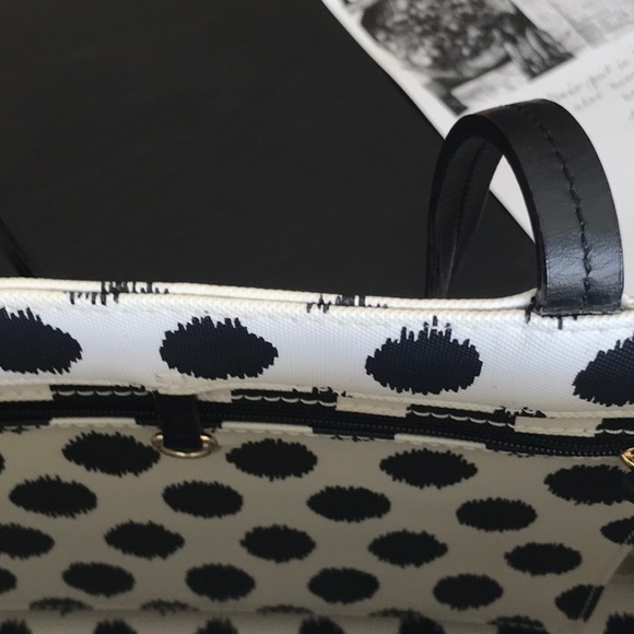 Kate Spade purse - Picture 5 of 8